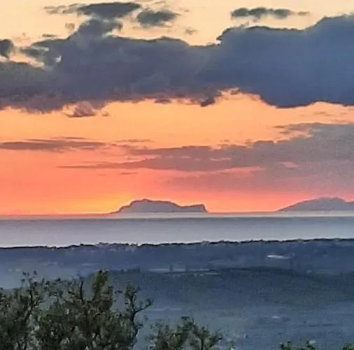 Alojamento de Acomodação e Pequeno-almoço Casa Martina