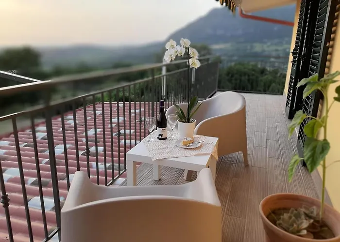 Casa Martina Alojamento de Acomodação e Pequeno-almoço Giungano