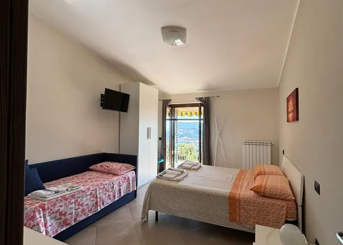 Alojamento de Acomodação e Pequeno-almoço Casa Martina 3*